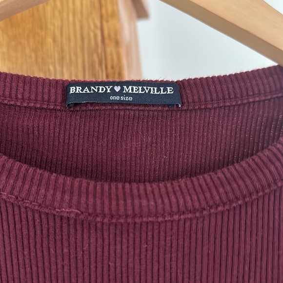 BRANDY MELVILLE T-SHIRT DRESS - Picture 2 of 4